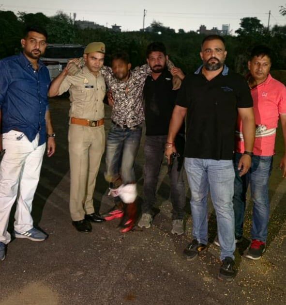 यूपीः गाजियाबाद में 50 हजार का इनामी फरमान एनकाउंटर में घायल, 100 से ज्यादा मुकदमे दर्ज