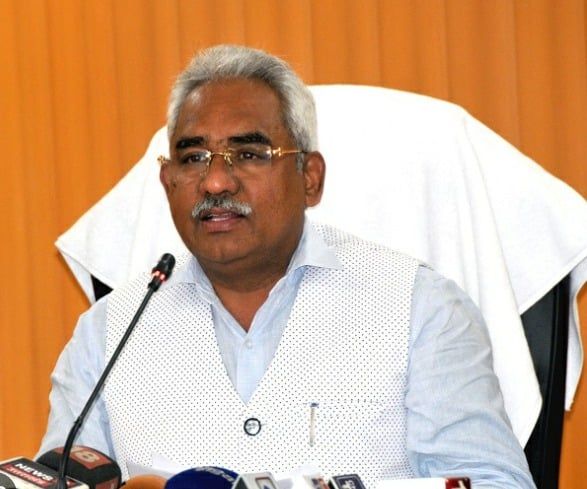 ओलावृष्टि से हुए नुकसान का जल्द आकलन कर प्रभावितों को मुआवजा देने के निर्देश