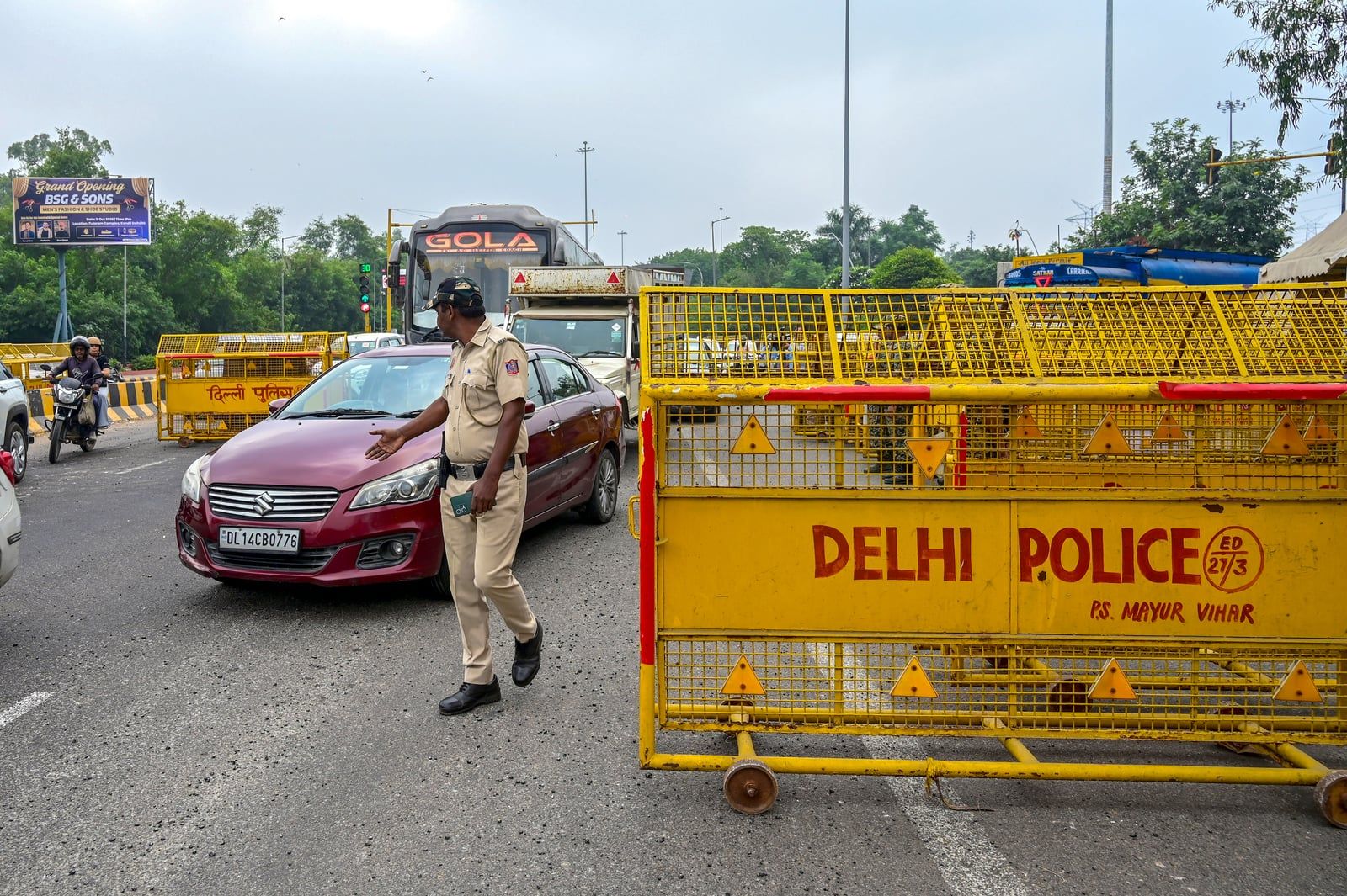 दिल्ली में ट्रैफिक सामान्य, पुलिस ने जारी की एडवाइजरी
