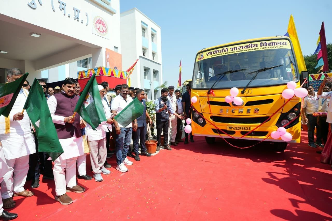 मुख्यमंत्री डॉ यादव ने नरसिंहपुर में किया शासकीय सांदीपनि विद्यालय का लोकार्पण