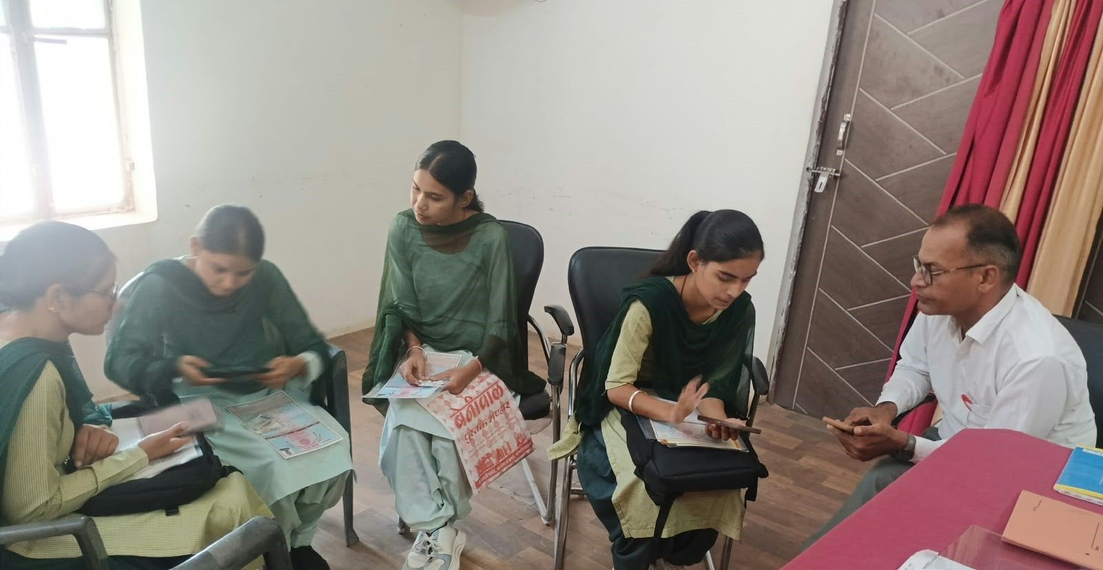 नहर किनारे कचरा डालने वालों पर लगेगा जुर्माना