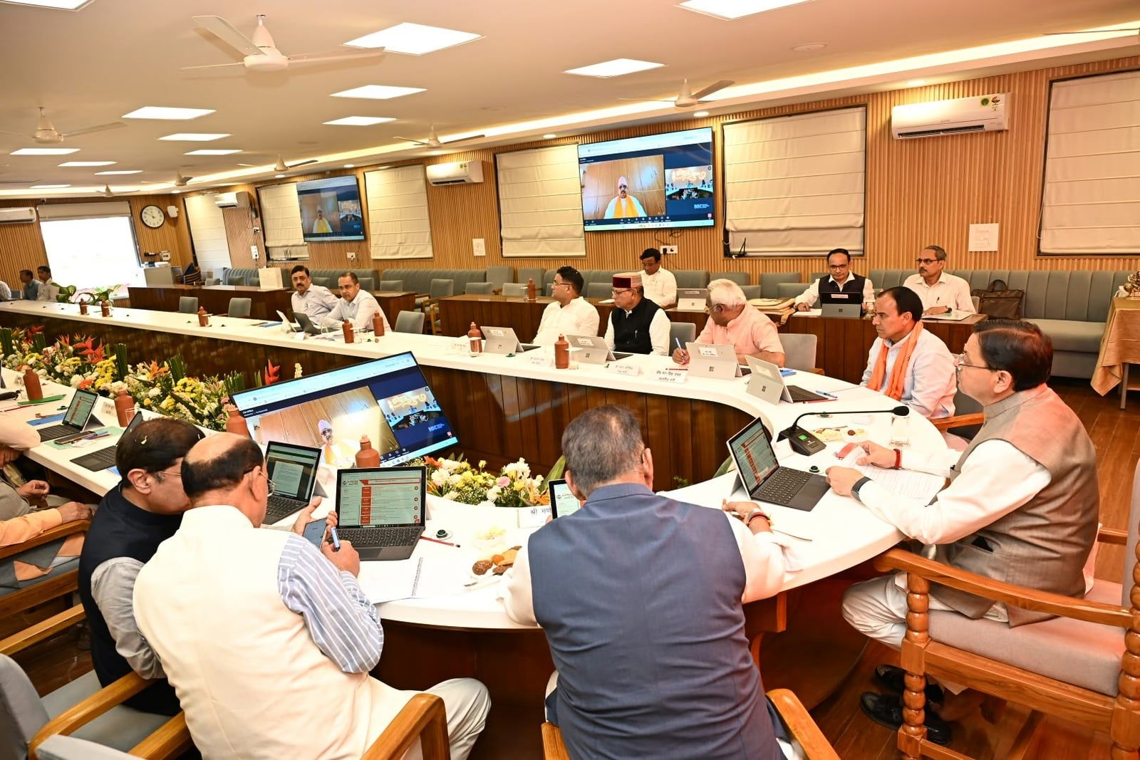 कैबिनेट बैठक: अग्निवीर नई भर्ती नियमावली, बाल वीरता पुरस्कार सहित 13 प्रस्तावों पर मुहर
