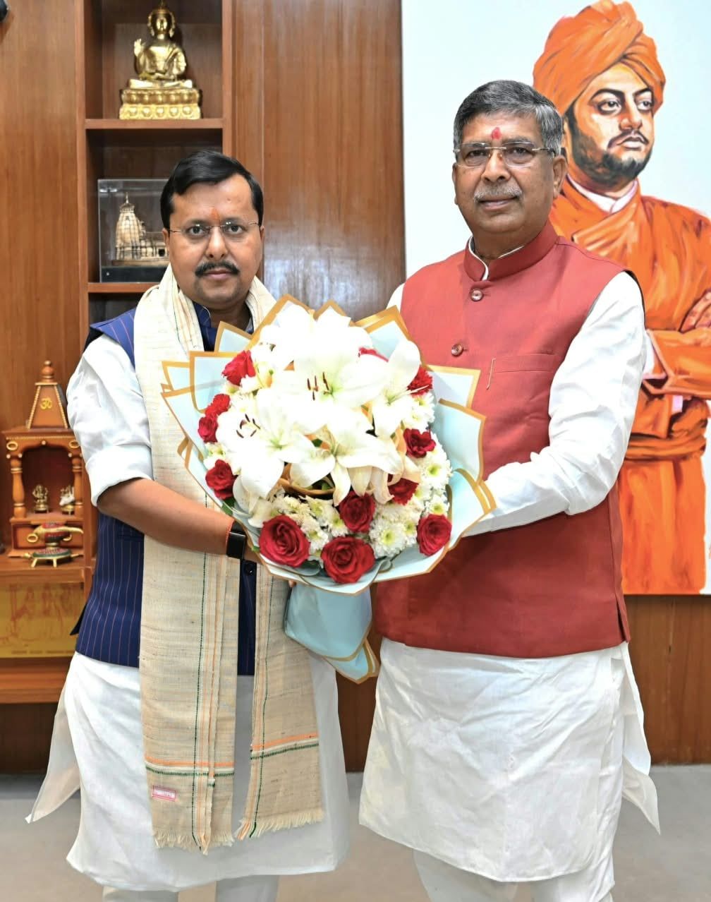 भाजपा के राष्ट्रीय अध्यक्ष नितिन नवीन से झारखंड भाजपा प्रदेश अध्यक्ष आदित्य साहू ने की शिष्टाचार भेंट
