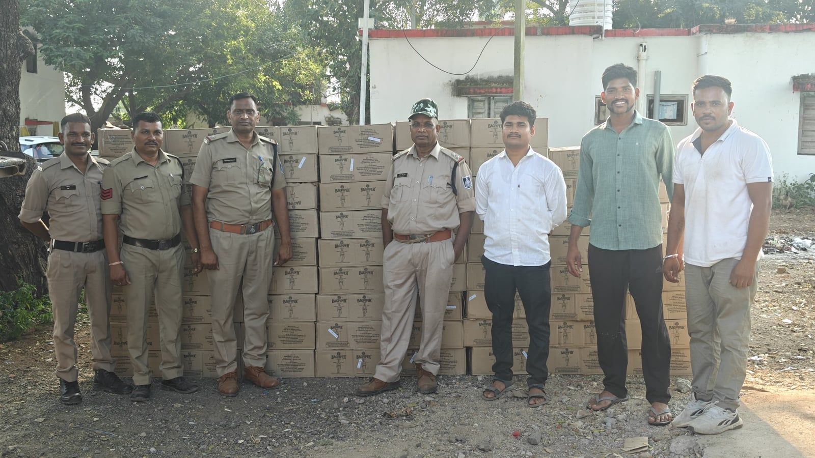 अलीराजपुर पुलिस की अवैध शराब के विरूद्ध दो बड़ी कार्रवाई