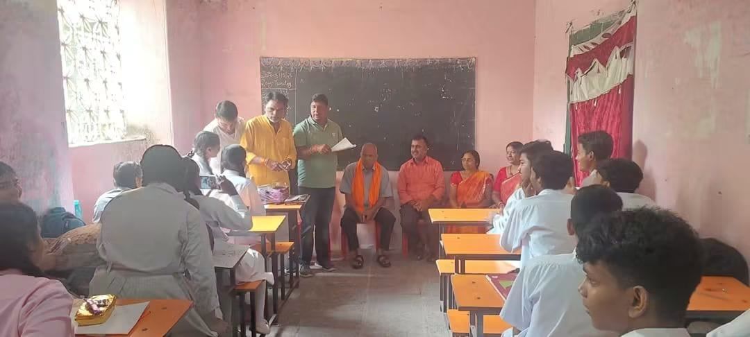 सेवा संकल्प अभियान के तहत रांची के संत कोलंबस स्कूल में चित्रांकन प्रतियोगिता का आयोजन