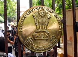 विरोध प्रदर्शनों पर दिल्ली हाई कोर्ट ने केंद्र से मांगा जवाब