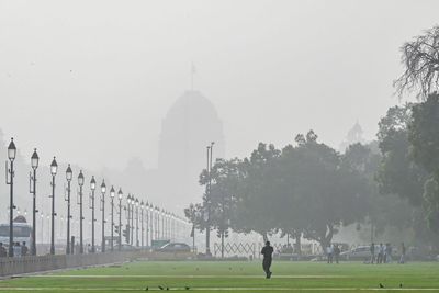 दिल्ली में बदला मौसम, हुई बारिश, ऑरेंज अलर्ट जारी