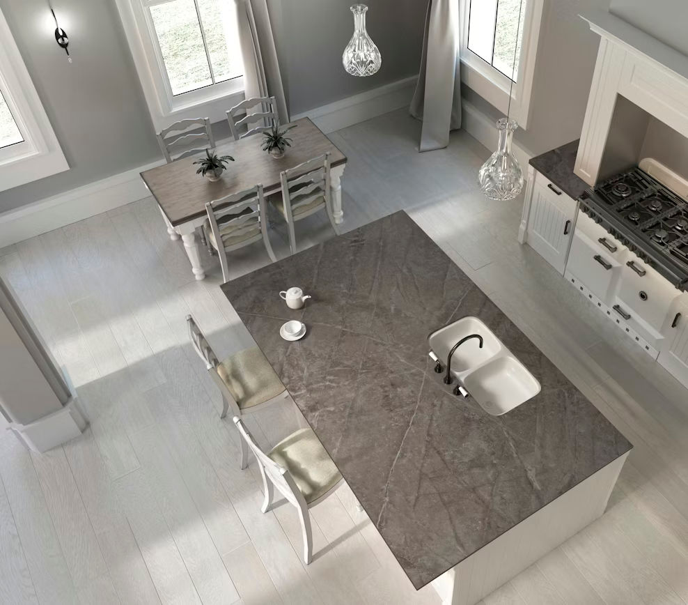 Kira Kitchen