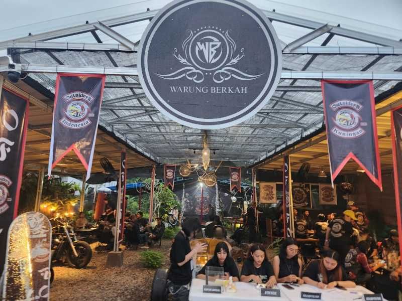 Warung Berkah, Lokasi Anniversary ke-15