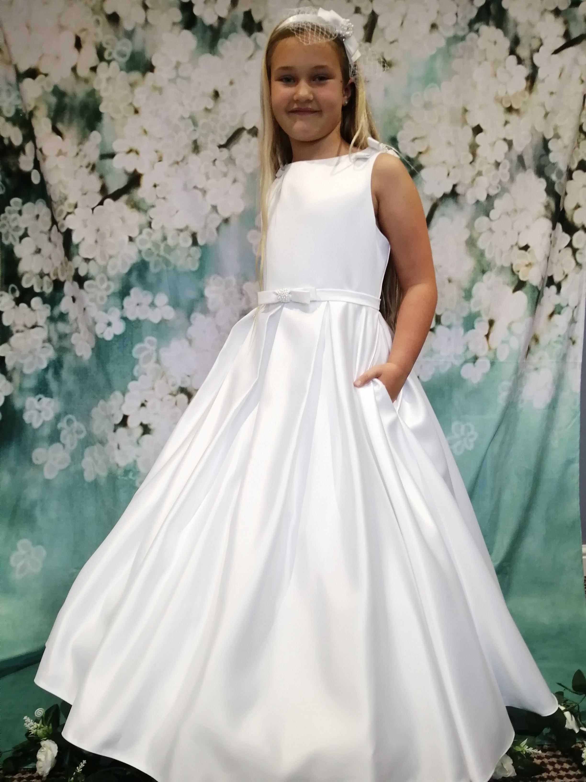 Wedding Wear First Holy Communion Kids Gown, Size: S And L at Rs 3000 in  Hyderabad