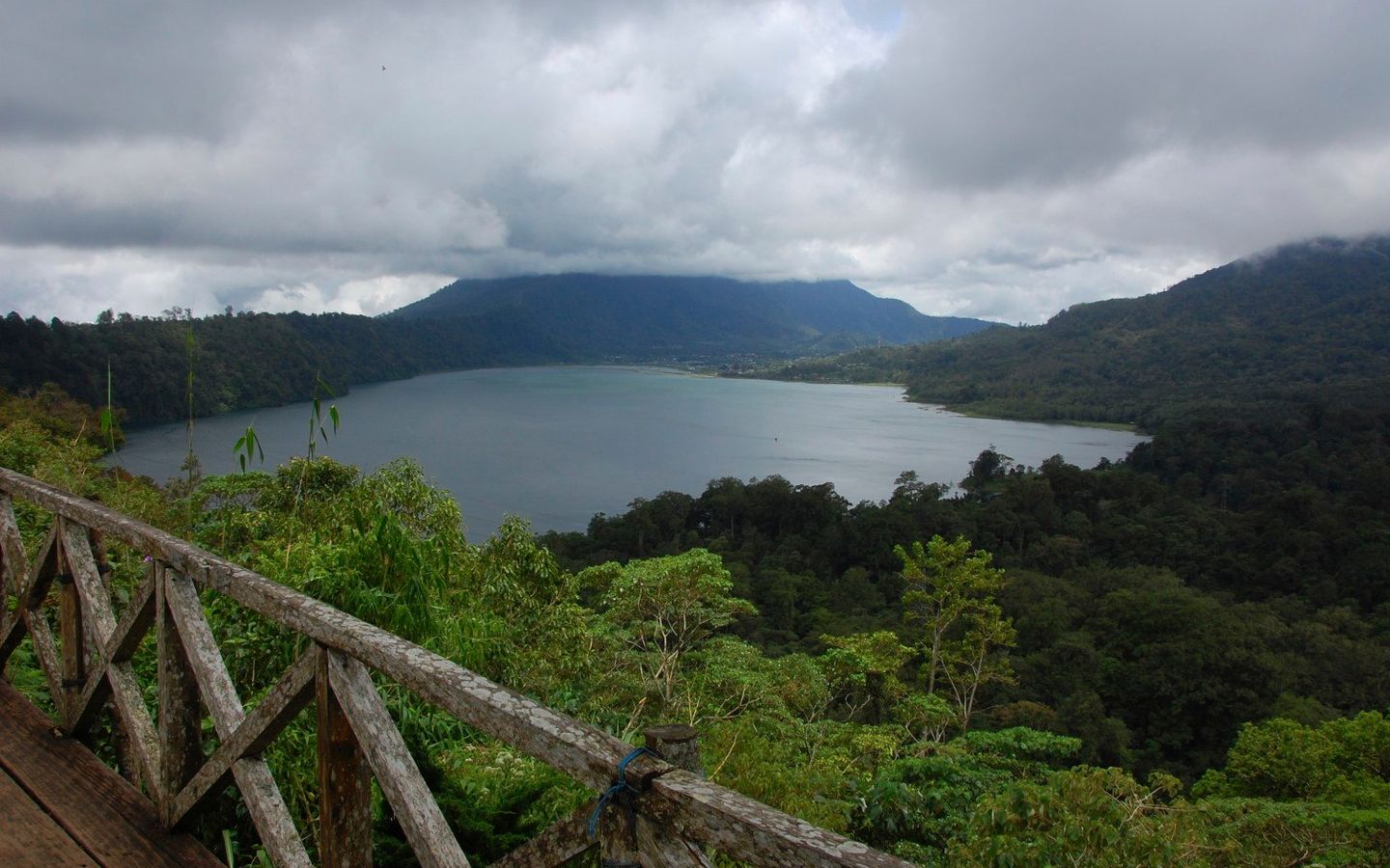 Lake Tamblingan