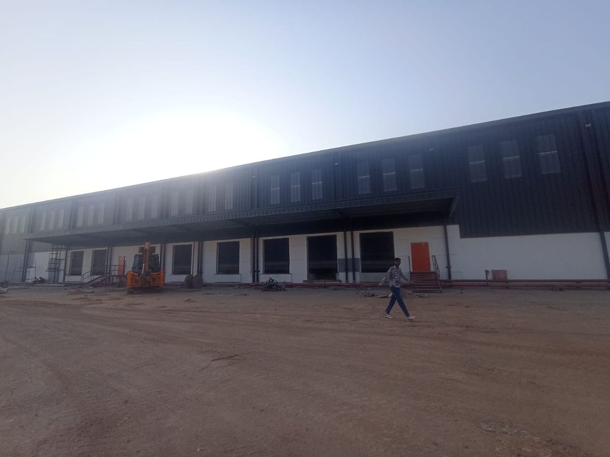 Loading Docks / Bays