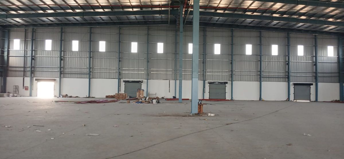 Clear Height / Ceiling