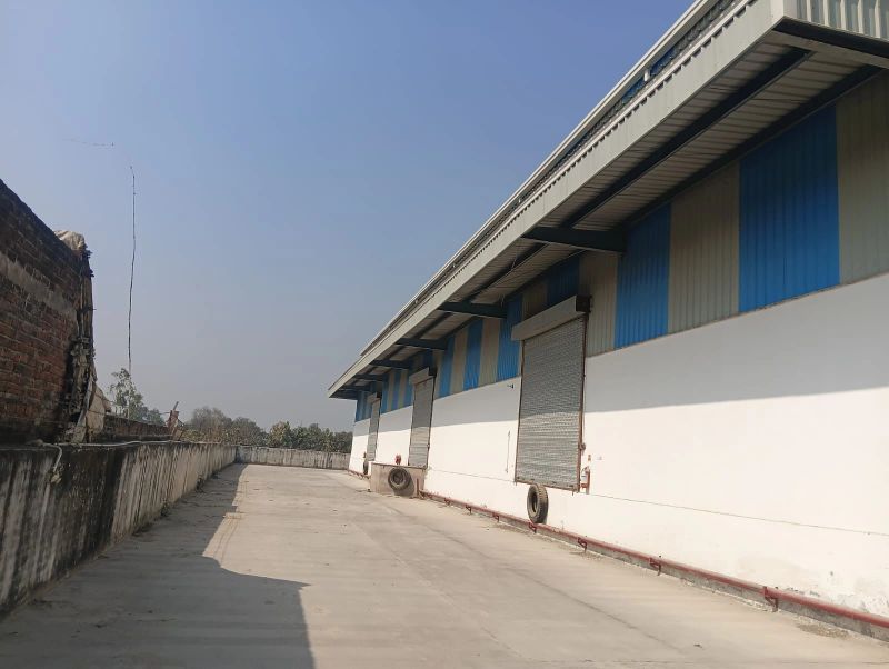 Loading Docks / Bays