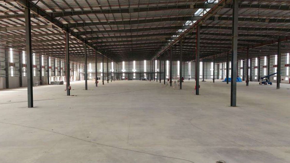 Clear Height / Ceiling