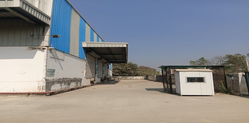 Loading Docks / Bays