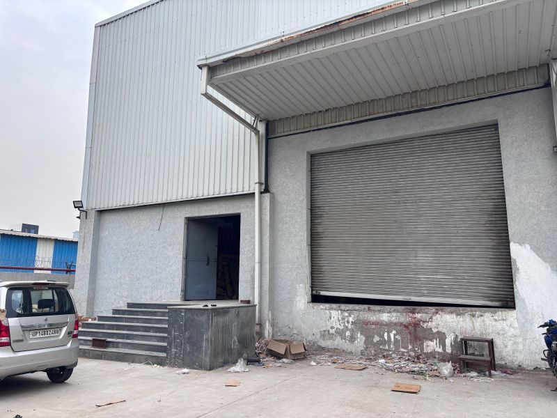 Loading Docks / Bays