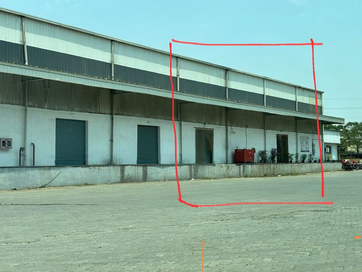 Loading Docks / Bays