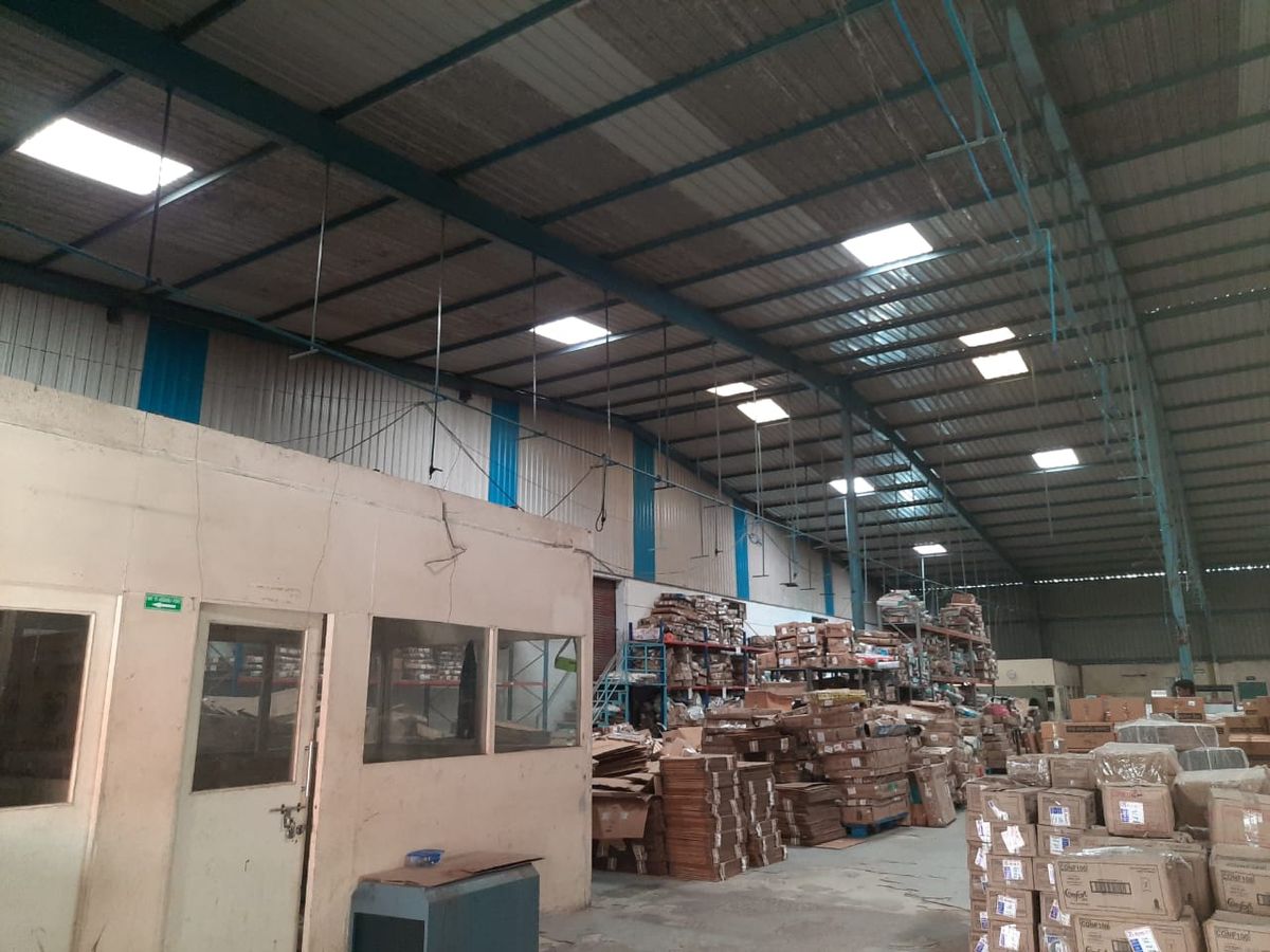 Clear Height / Ceiling
