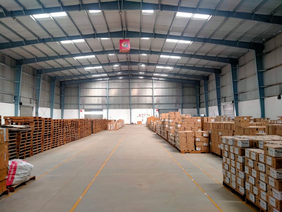 Clear Height / Ceiling