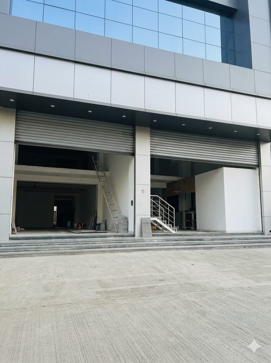 Exterior / Frontage