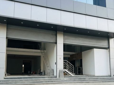 1800 Sq Ft Premium Showroom Space for Lease in  Sharanpur Road, Nashik