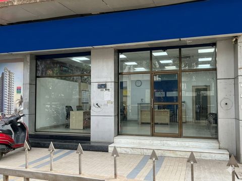 3300 Sq Ft Prime Commercial property available for rent in Andheri West, Mumbai, Maharashtra