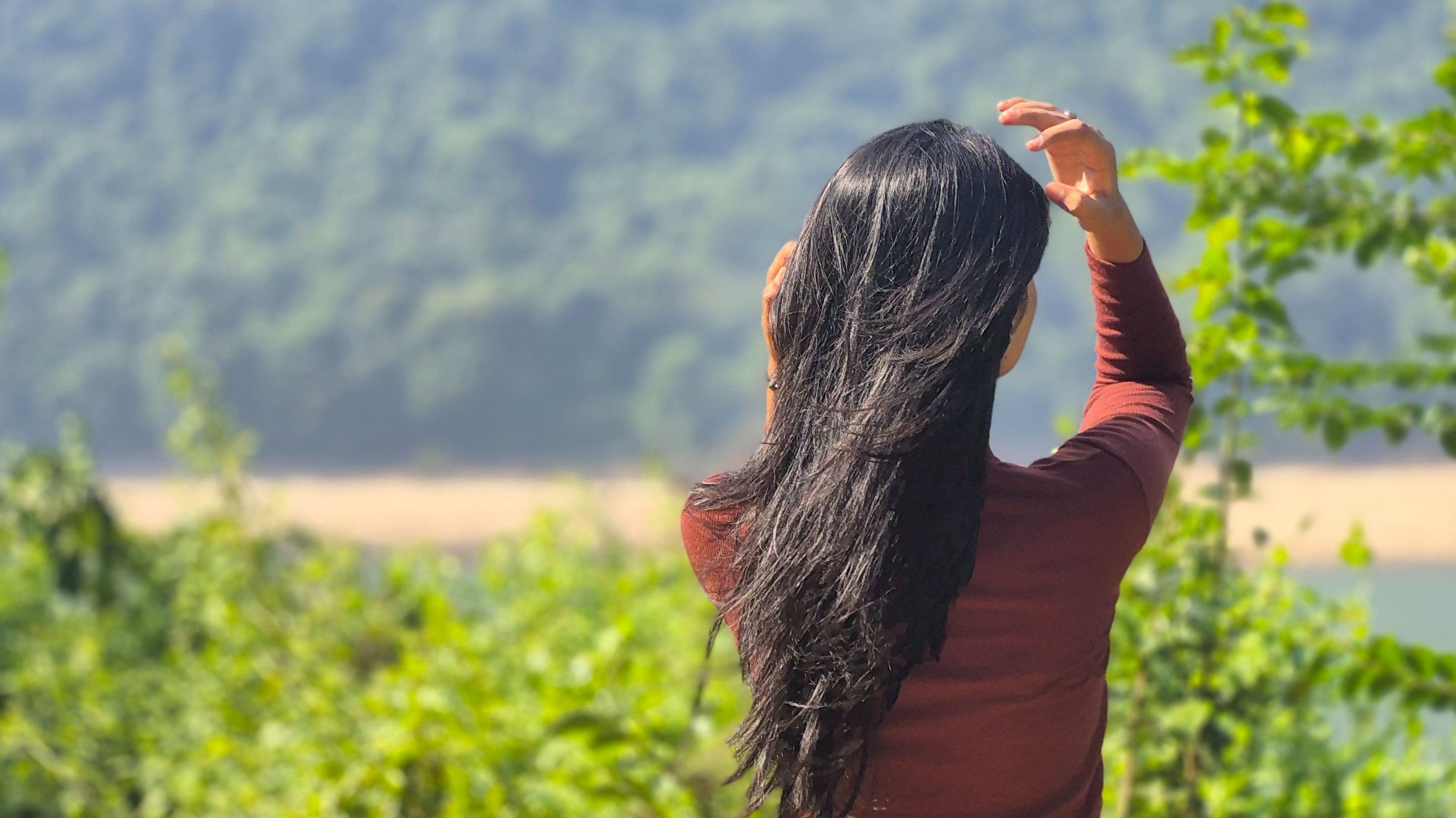 The Dashing Girl amongst the beautiful nature 🌿