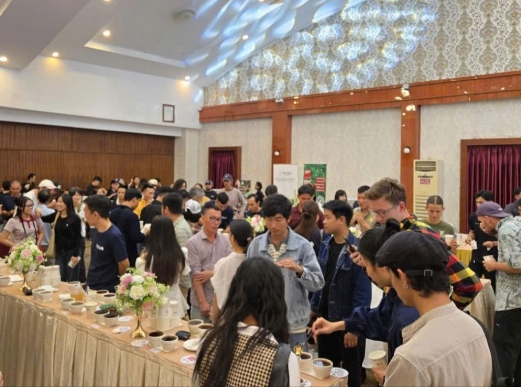 Kết nối cộng đồng cà phê