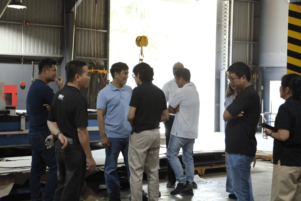Tham quan xưởng sản xuất