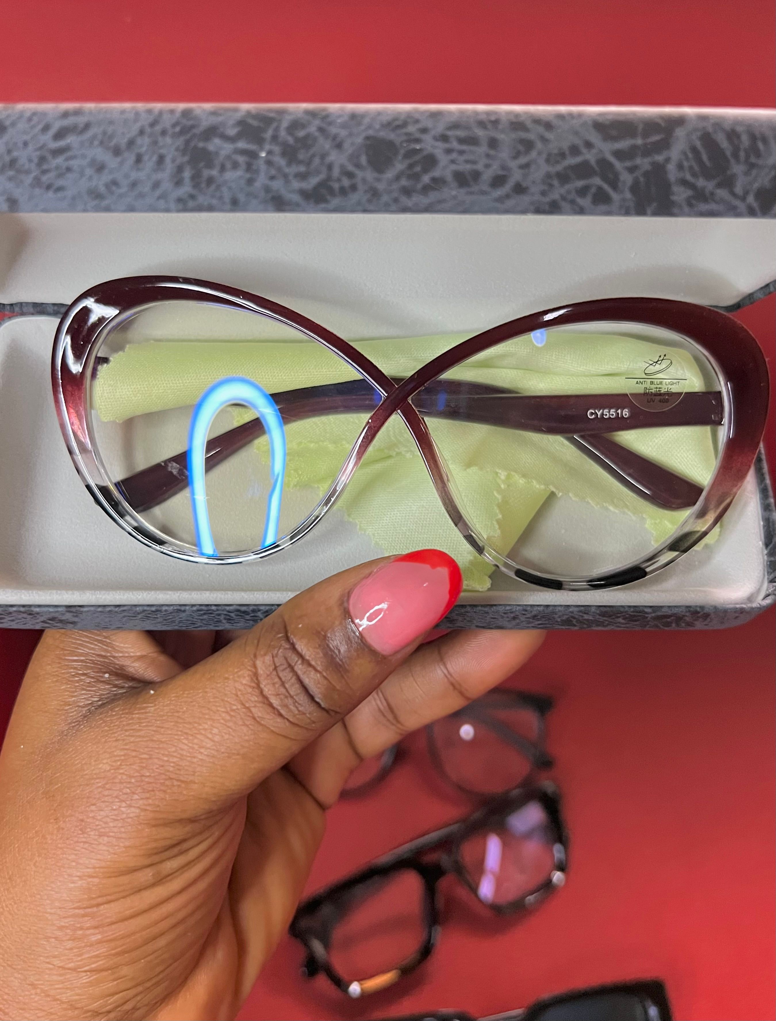 Butterfly shaped lens 