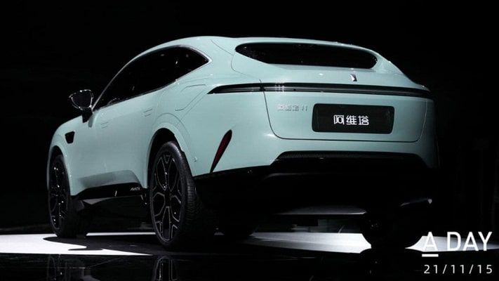 AVATR E11 dezvăluit cu o autonomie de 700 km, accelerează 0-100 în mai puțin de 4 secunde 2 AVATR 11 exterior spate