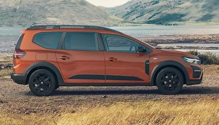 Dacia Jogger disponibil la comandă, detalii dotări și preț 2 Dacia Jogger exterior