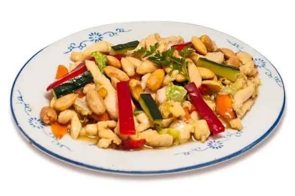 Chicken with almonds 450 gr