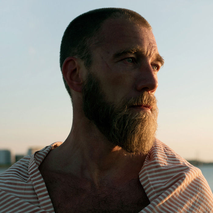 Mikkel Karstad - Winter swimming in Copenhagen