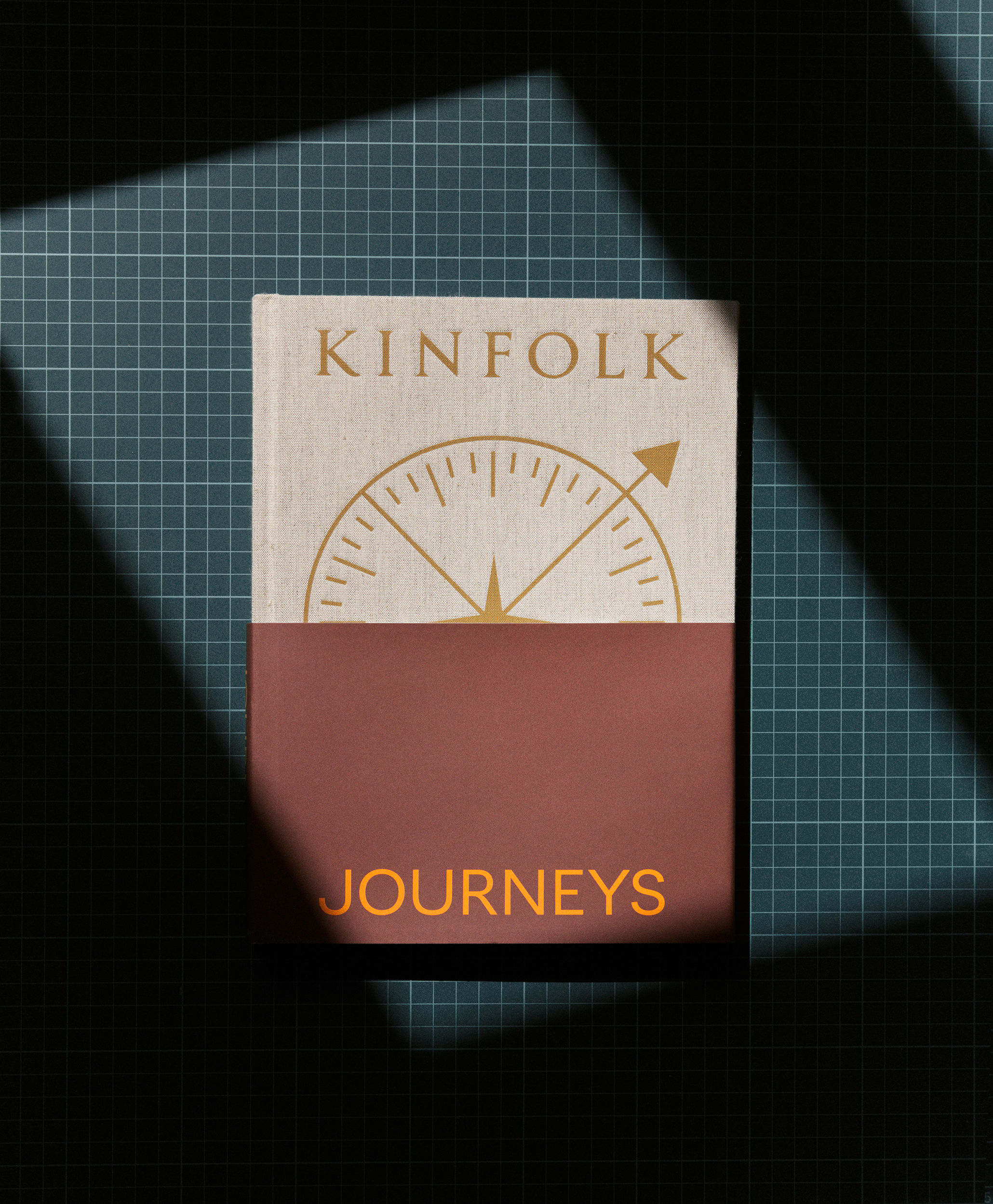 KINFOLK TRAVEL キンフォーク トラベルブック Kinfolk-Travel_Cover.png