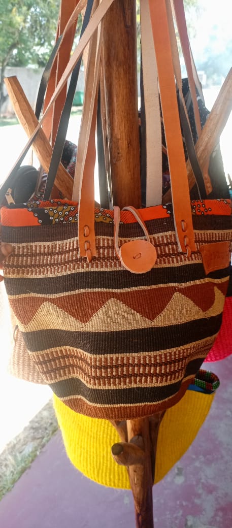 Grasslands Woven Carryall