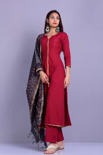 Maroon Sifat Anarkali