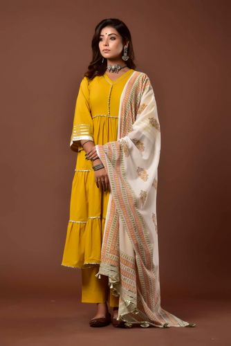 Parzia Haldi Suit Set