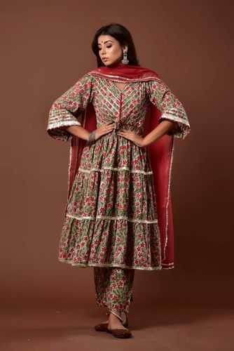 Red Aafreen Suit Set