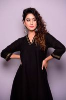 black-square-cut-kurta-49aecec3-143f-4e1c-af7c-ae681b805135.JPG