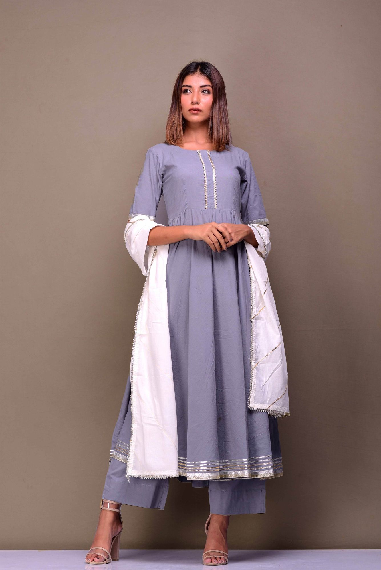 Grey Gherdar Suit Set