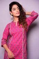 magenta-dual-print-kurta-4ed905b7-7077-4502-b95e-c2ba485bafe4.JPG