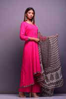 magenta-high-low-kurta-with-kota-doriya-dupatta-17eed00e-9b7a-4411-a1d9-6469da6d460f.JPG