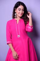 magenta-square-cut-suit-set-82e4a27b-14ed-49b1-aa69-02bba98134bd.JPG