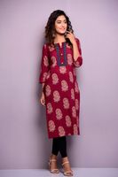 maroon-paisley-handblock-kurta-15d6c1c7-c1b4-4e2c-8a6f-e347101704ce.JPG