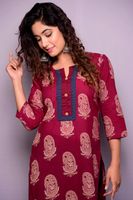 maroon-paisley-handblock-kurta-ec935ae2-ad21-4f7e-8db2-a38a85908214.JPG