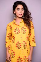 yellow-mughal-boota-kurta-75f1597b-ae0d-40c9-b6cc-7816df1f86c0.JPG