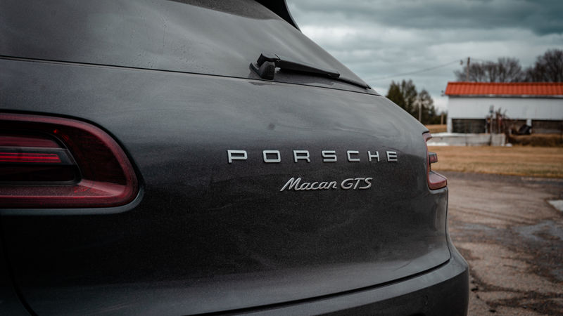 Porsche Drive 35