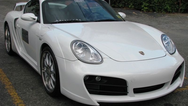 Custom Cayman R Front